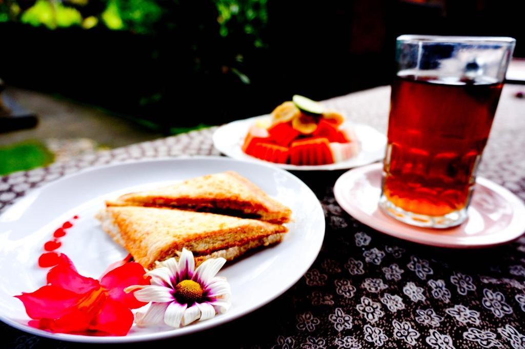 Desak Putu Putra Home Stay Убуд Экстерьер фото